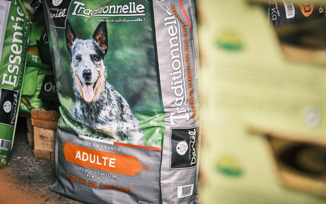 Croquettes pour chien à Épinal : une alimentation naturelle et adaptée chez Allonaturel